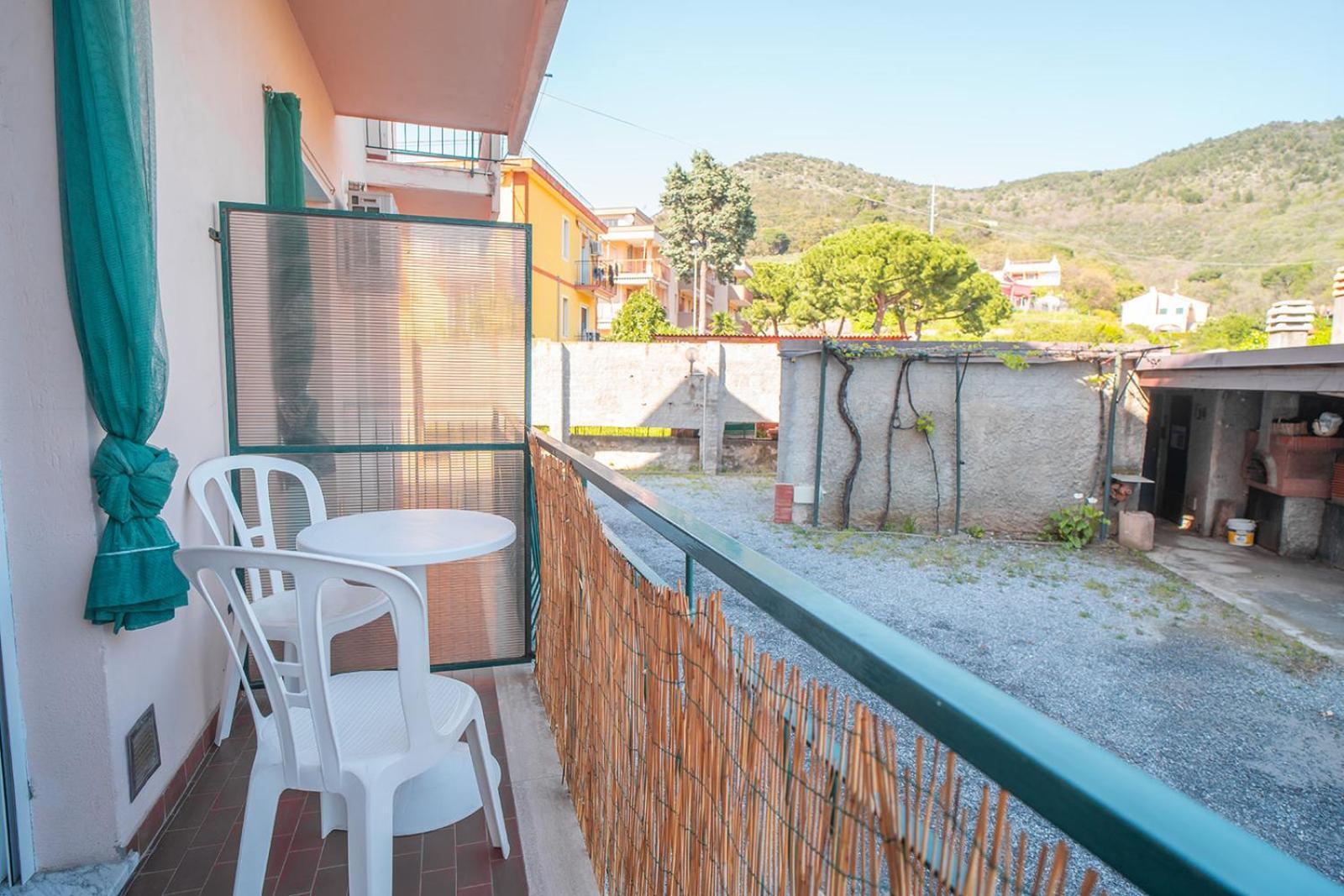 Casa Vacanze Ferrando Pietra Ligure Exterior photo